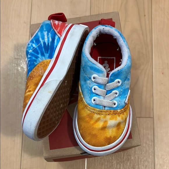 Vans Kids Tie-Dye Sneakers - size 4 - Picture 2 of 7